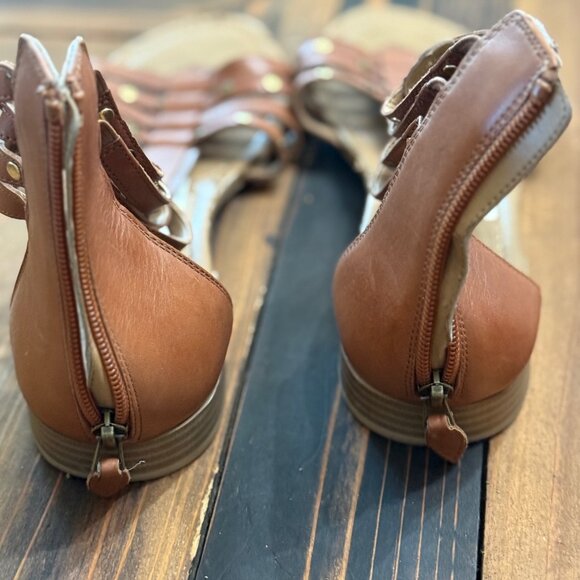 Franco Sarto Sandles - Picture 2 of 7